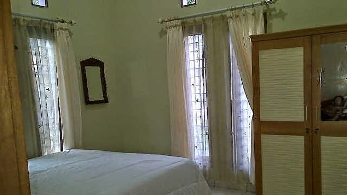 Penginapan Alternatif Di Guest House Intan Regency Garut
